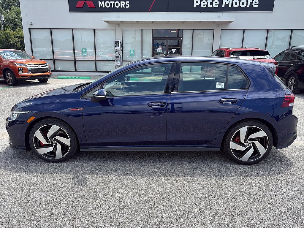 Used 2024 Atlantic Blue Metallic Volkswagen S 4dr Hatchback image 3