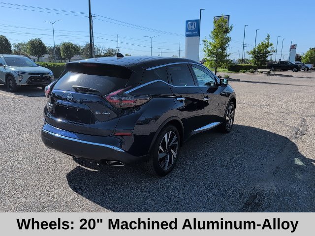 Used 2023 Blue Nissan SL image 16