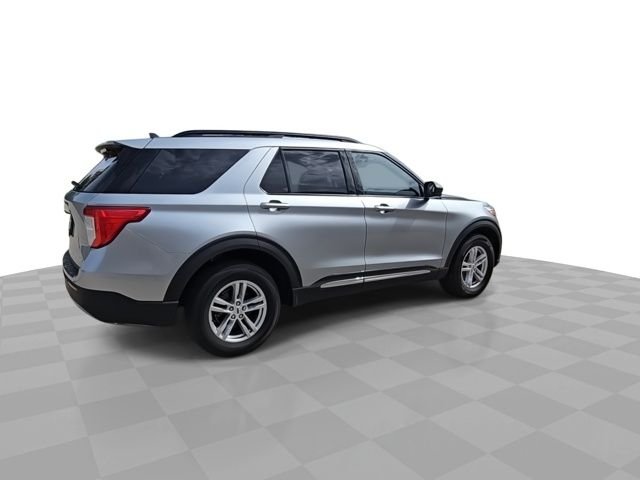 Used 2023 Silver Ford XLT image 8
