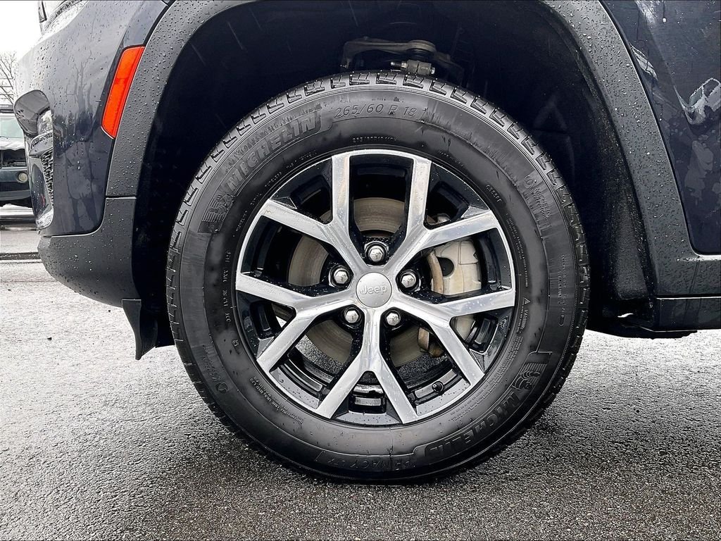 Used 2024 Black Jeep Limited image 22