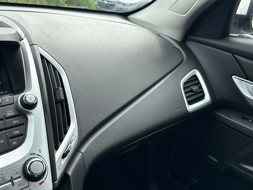 Used 2017 Silver GMC SLE-2 image 47