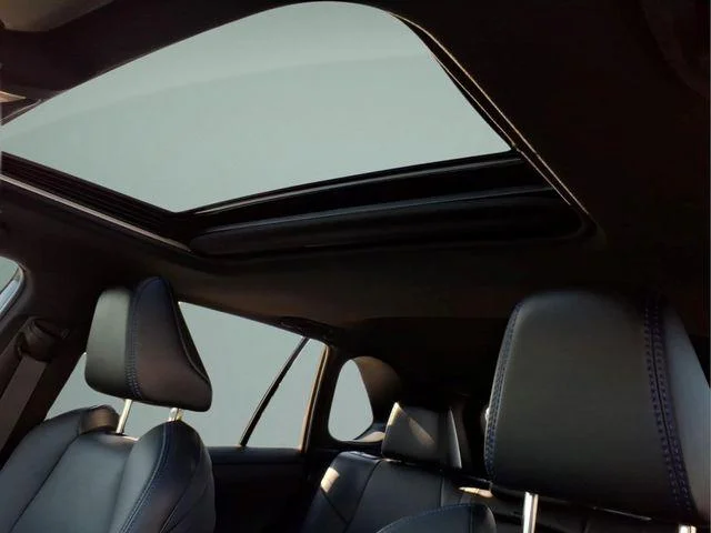 2023 Toyota RAV4 XSE - Photo 16