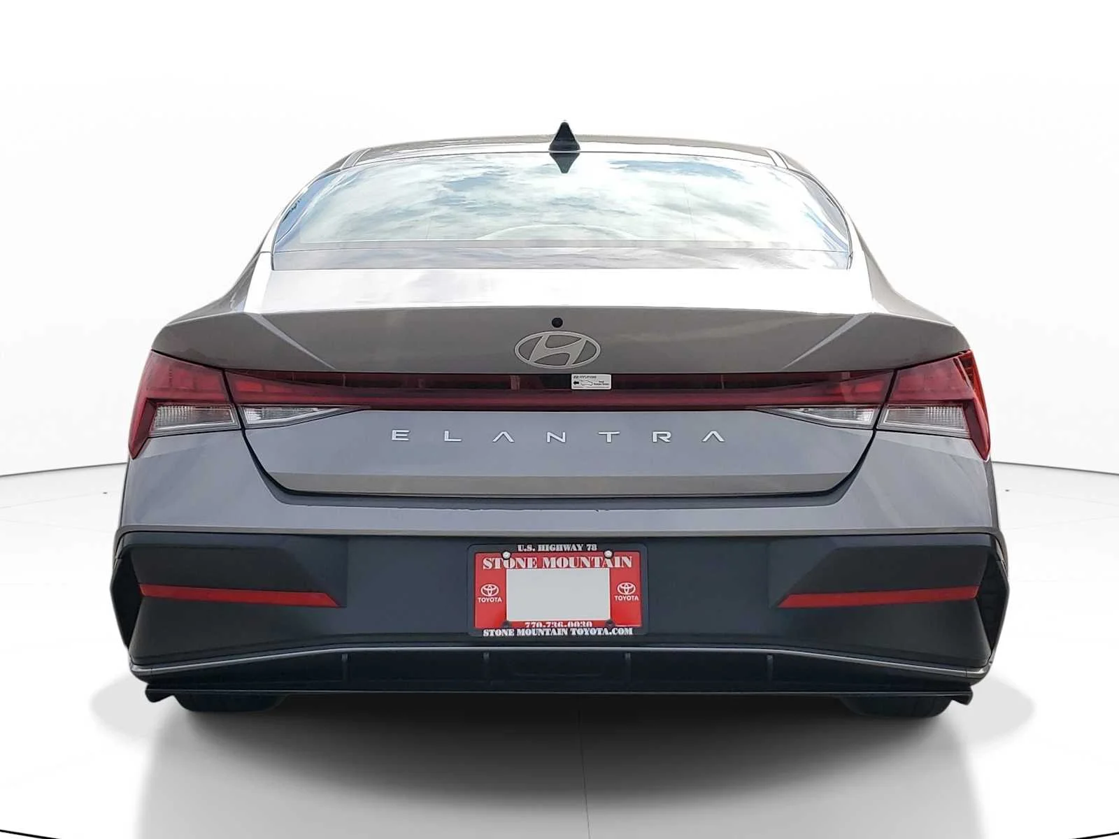 Used 2025 Fluid Metal Hyundai SEL Convenience image 5