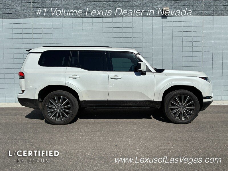 Certified Used 2024 White Pearl Lexus 550 Luxury+ image 2