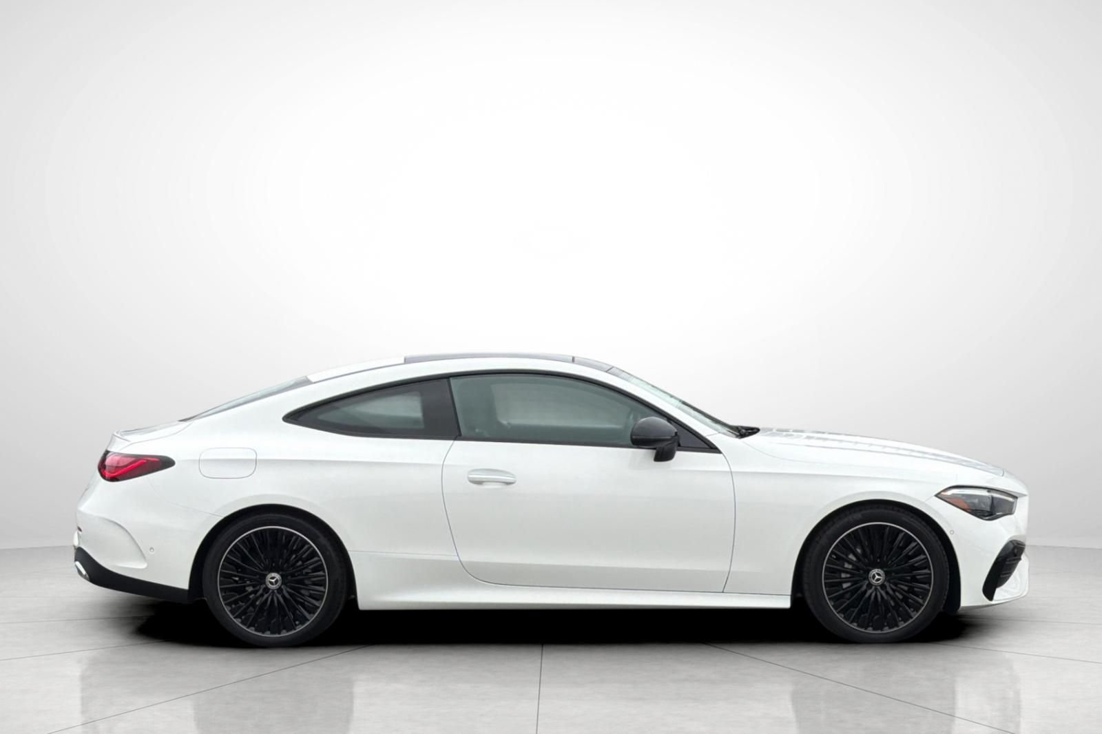 New 2026 Polar White Mercedes-Benz CLE 300 image 32