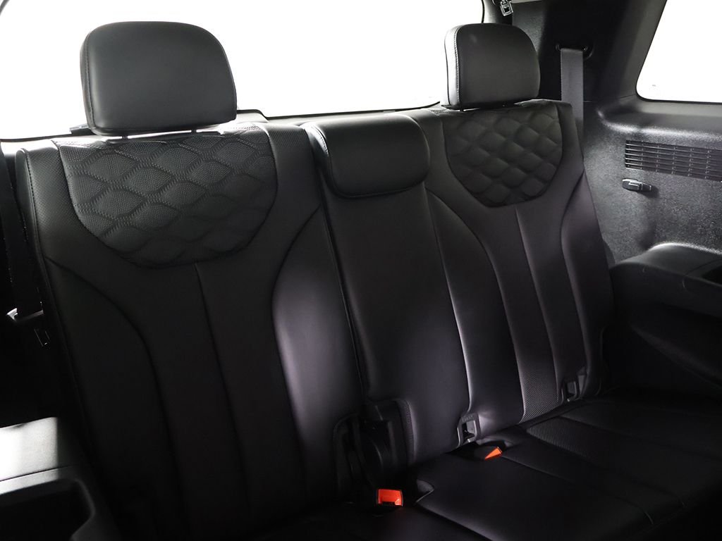 Used 2021 Black Hyundai Limited image 41