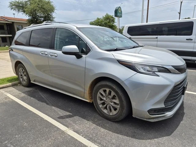 2022 Toyota Sienna