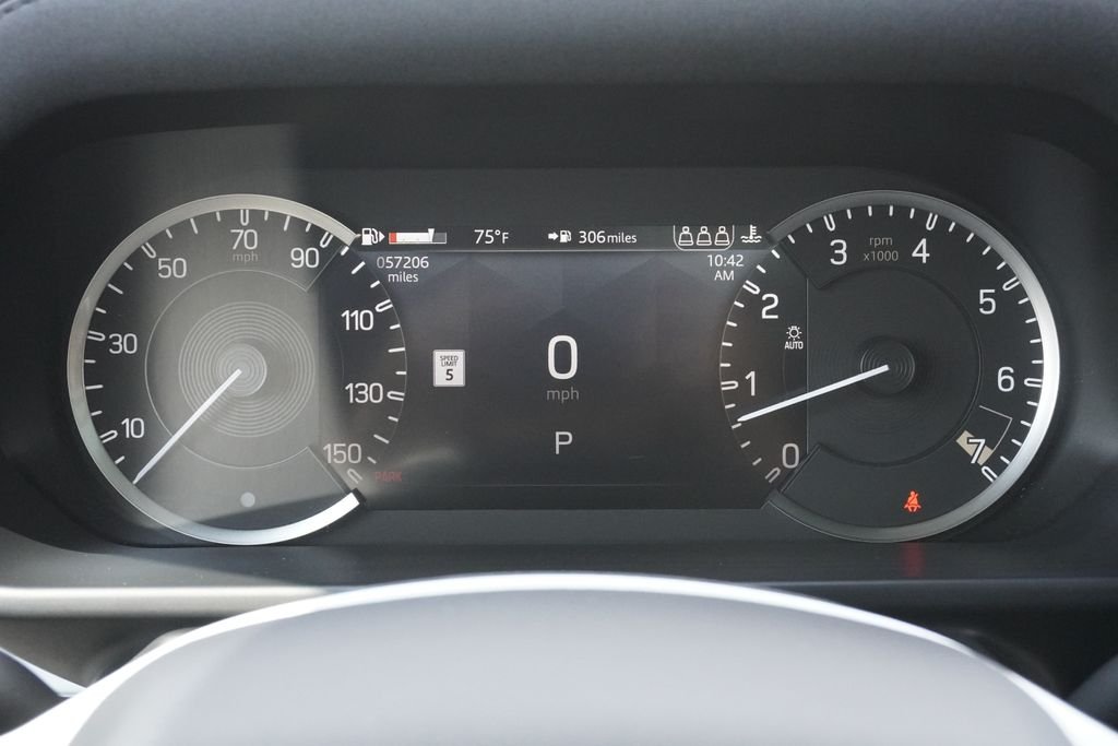 Used 2023 White Land Rover S image 11