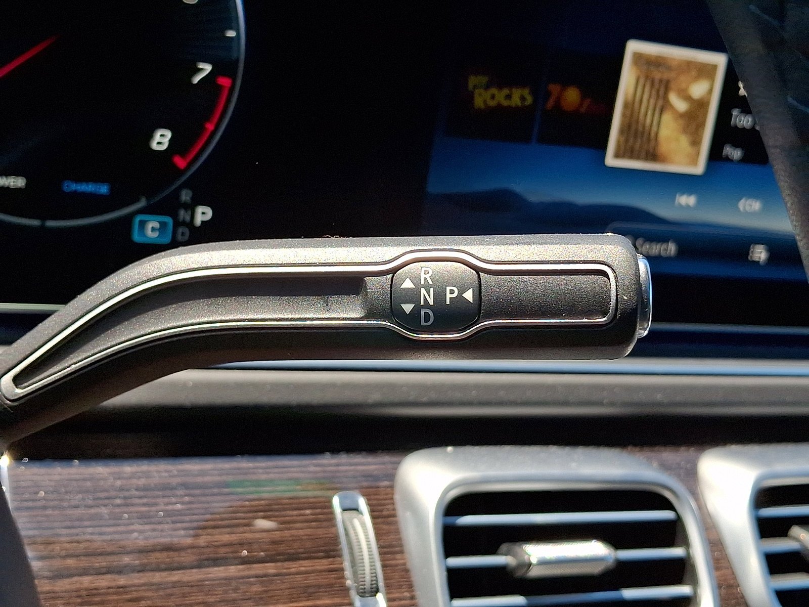 2025 Mercedes-Benz GLS AMG GLS 63 - Photo 16