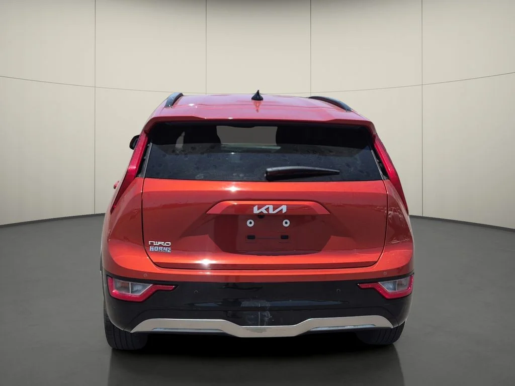 Used 2023 Fire Kia Wind image 6