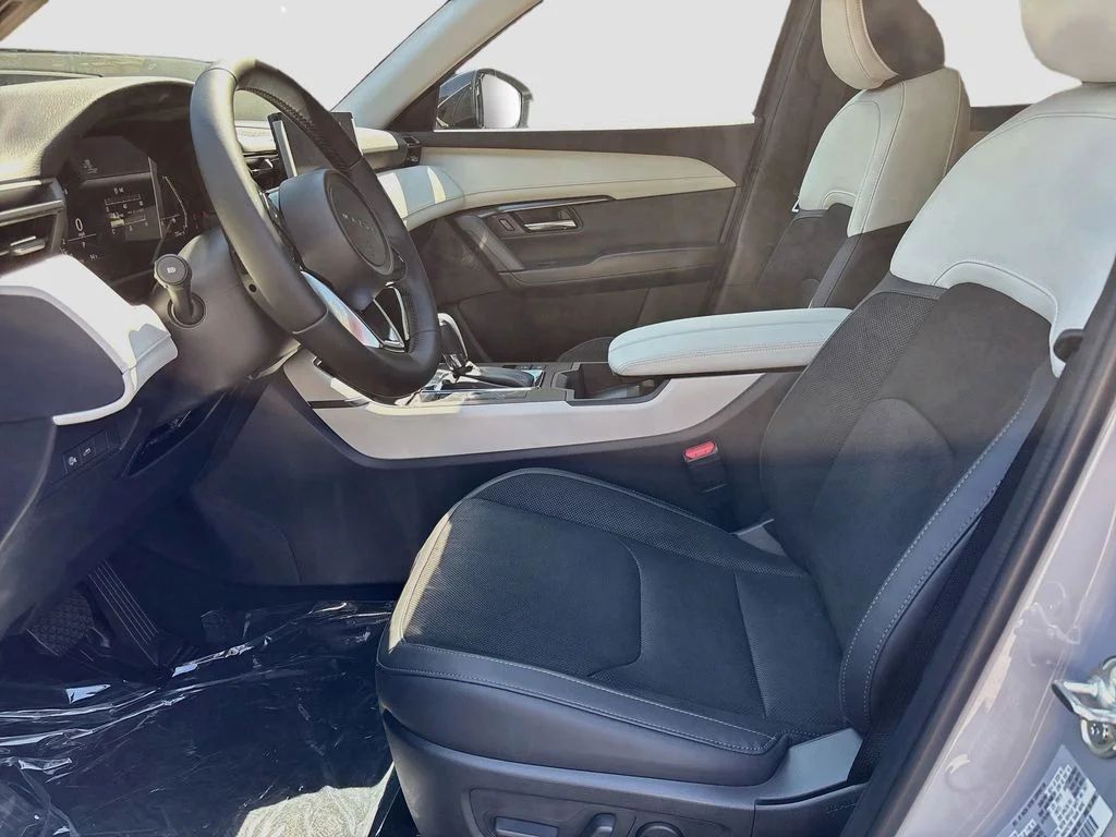 New 2026 Aero Gray Metallic Mazda 2.5 S Preferred AWD image 21