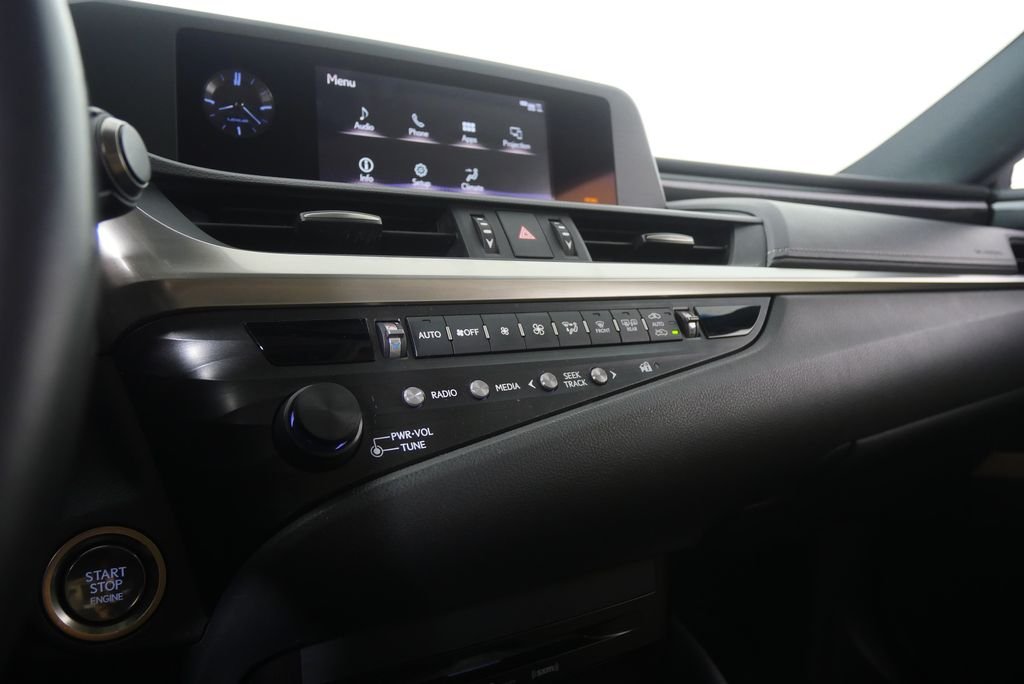 Used 2019 White Pearl Lexus 350 image 20