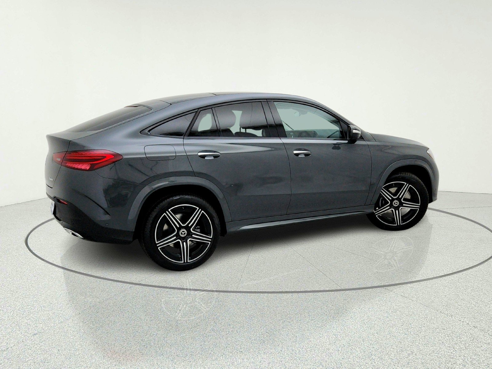 New 2026 MANUFAKTUR Silicon Grey Mercedes-Benz GLE 450 4MATIC® Coupe image 8