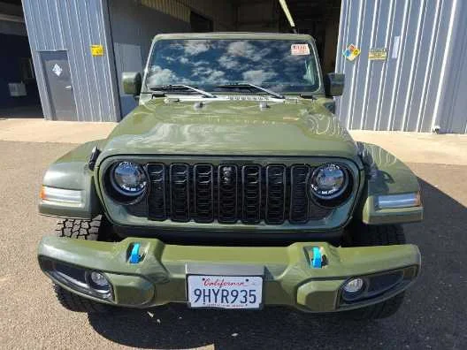 Used 2024 Jeep Wrangler 4xe High Altitude 4XE with VIN 1C4RJXU69RW114732 for sale in Kansas City