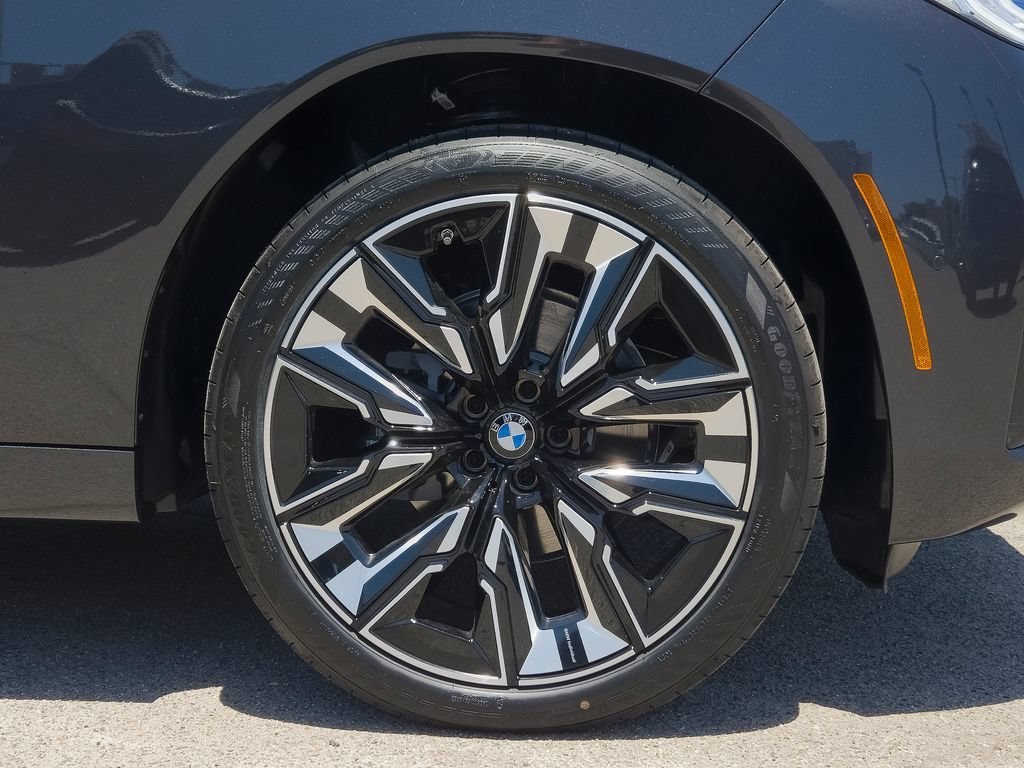 New 2026 Dark Graphite Metallic BMW 30 xDrive image 6