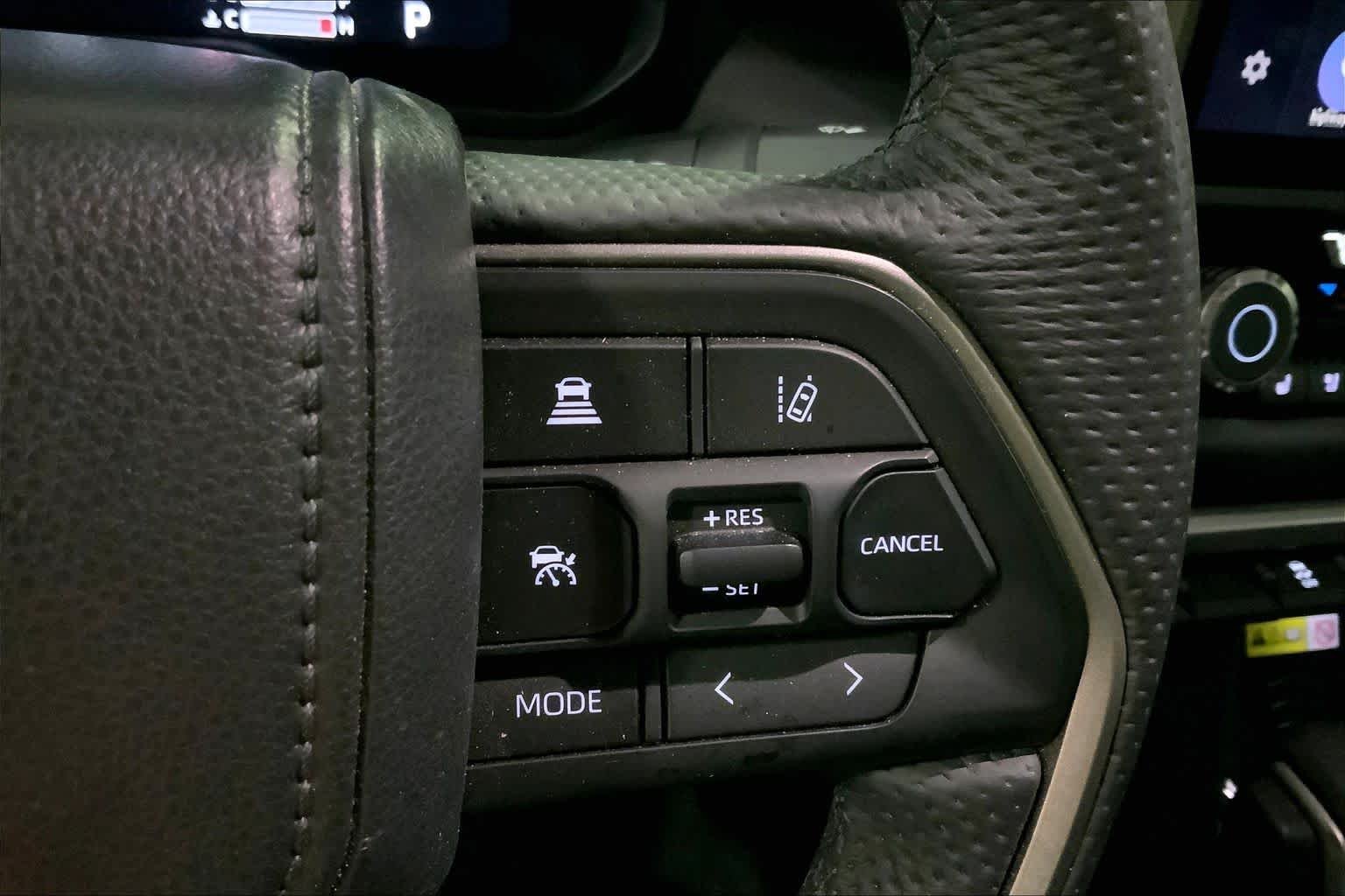 Used 2025 Wind Chill Pearl Toyota Limited image 23