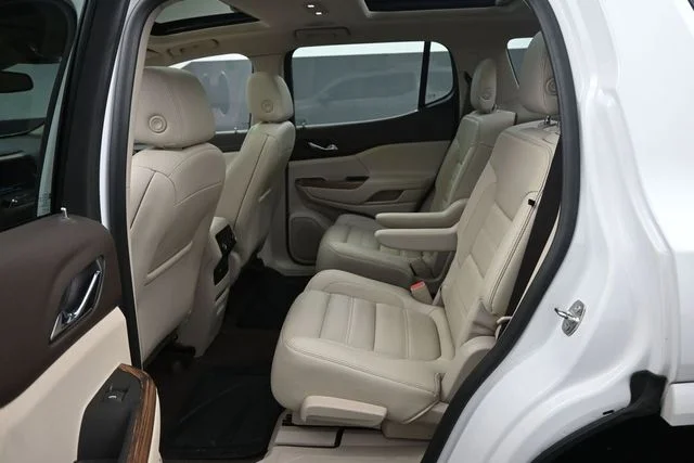 Certified Used 2019 White Frost Tri-Coat GMC Denali image 21