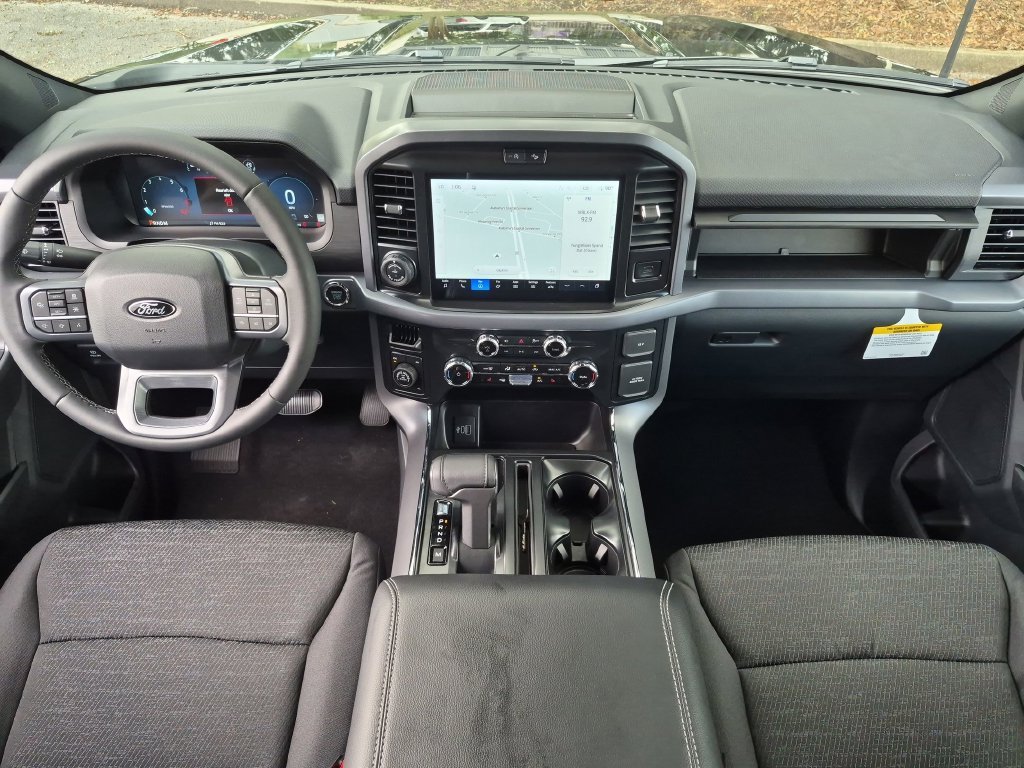 New 2026 Agate Black Metallic Ford XLT image 28