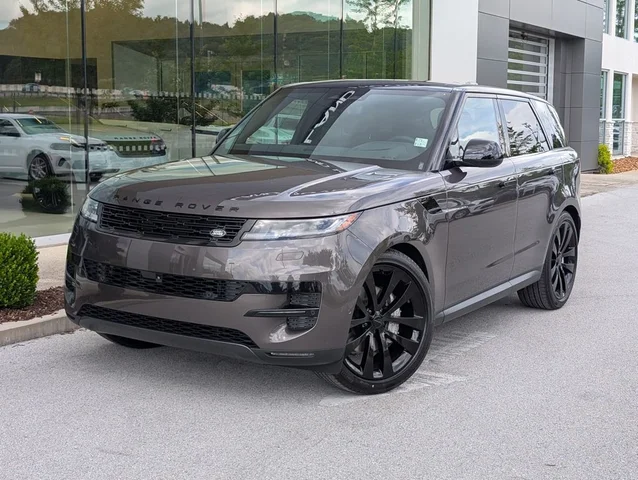 2026 Land Rover Range Rover Sport SE