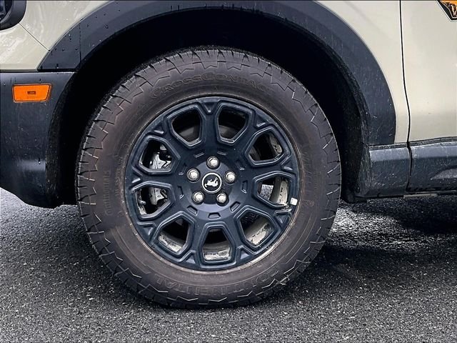 New 2025 Beige Ford Badlands image 13