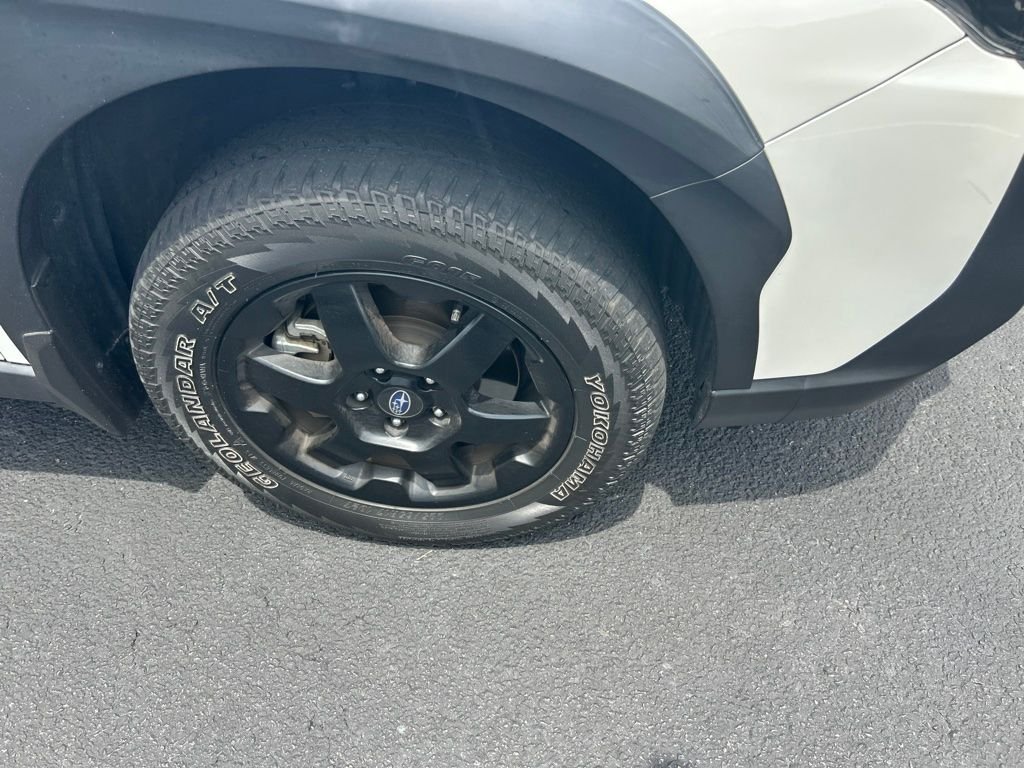 Used 2022 White Subaru Wilderness image 12