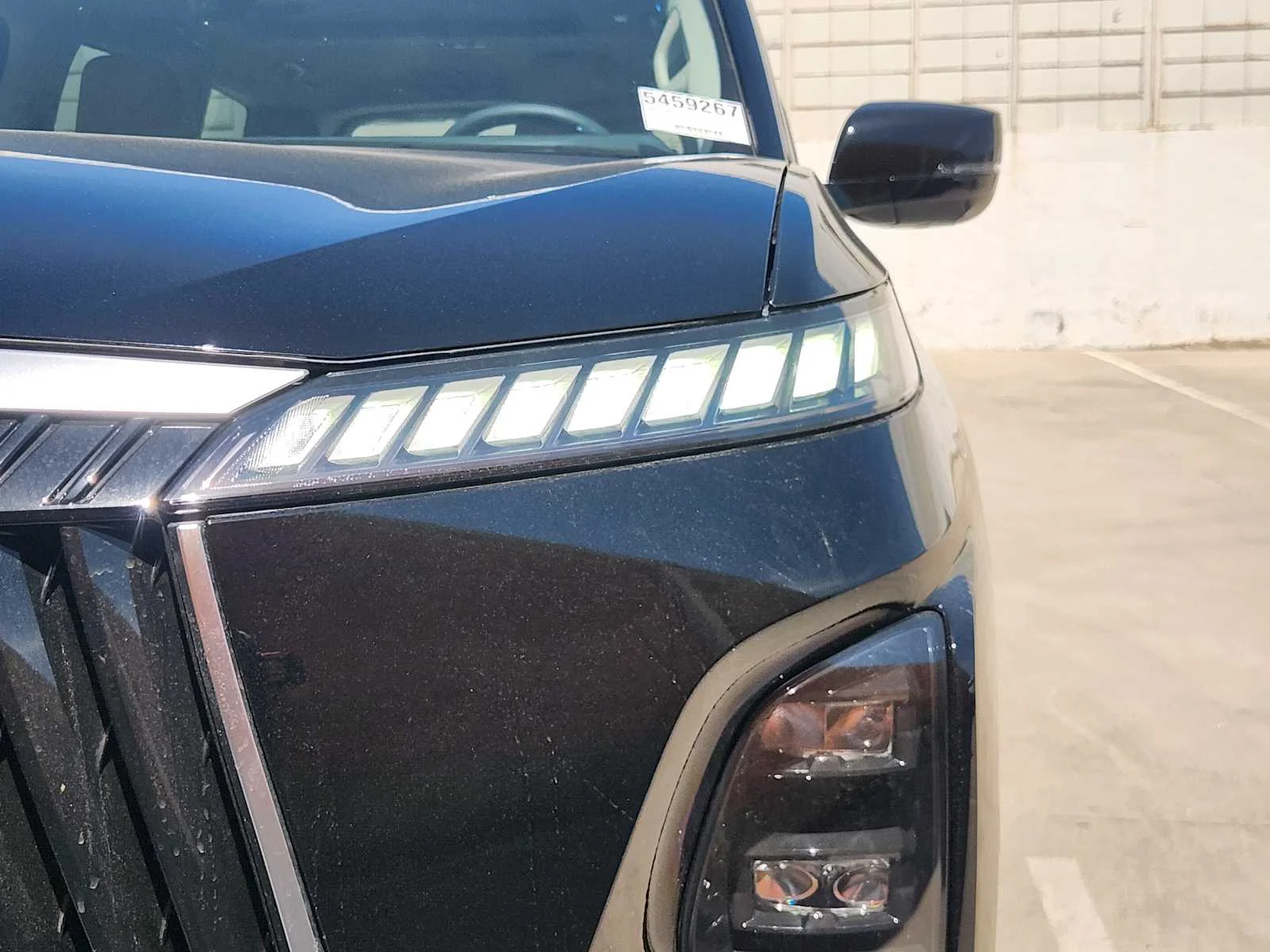 New 2027 BLACK OBSIDIAN INFINITI Luxe 4WD image 5