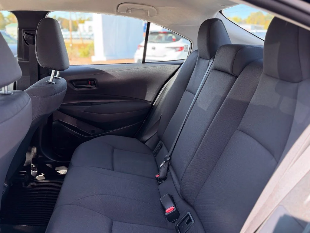 Used 2024  Toyota LE image 6