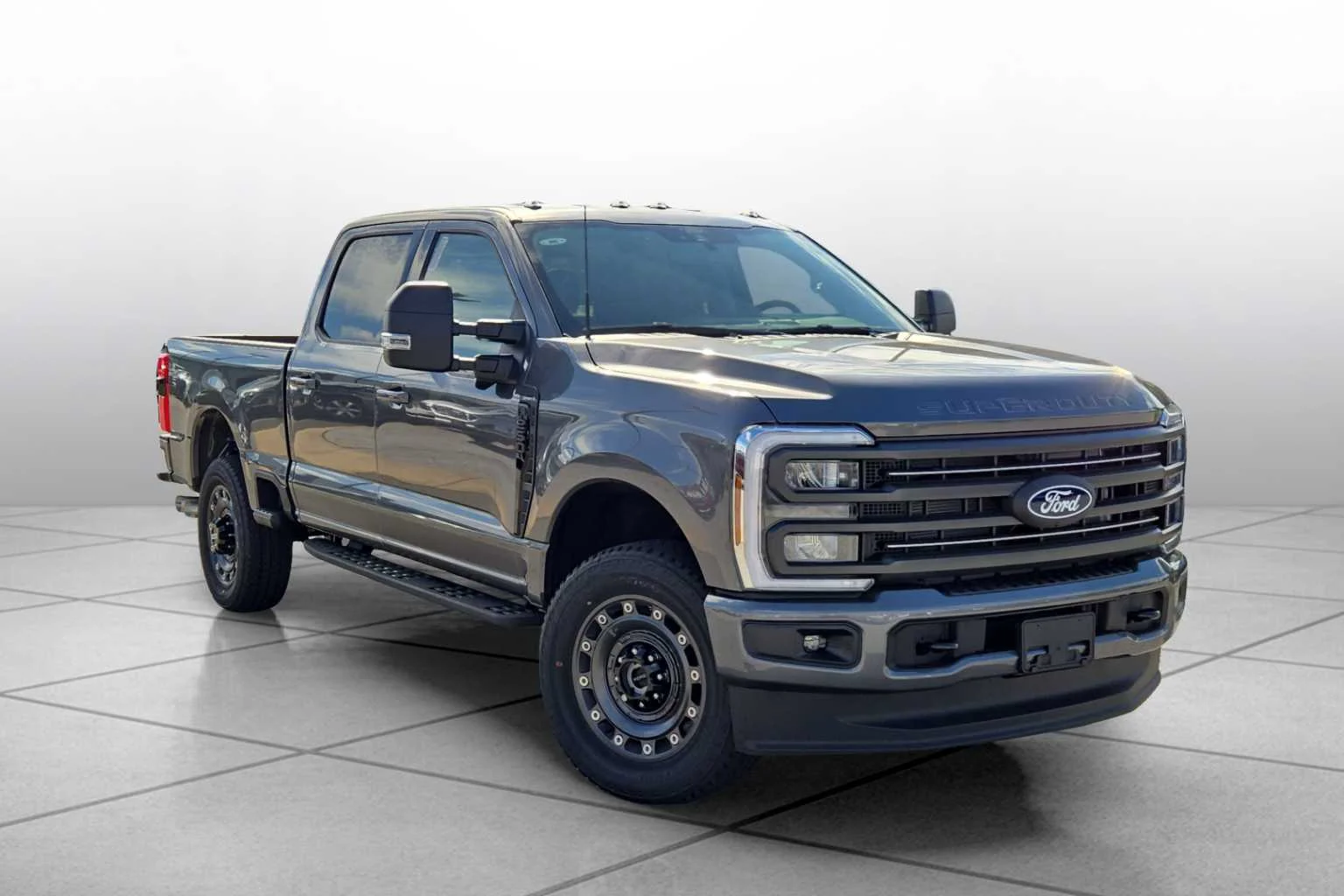 New 2027 Carbonized Gray Metallic Ford F-250® XLT image 2