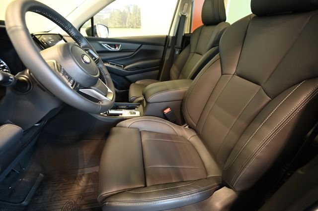 2026 Subaru Ascent Limited - Photo 8