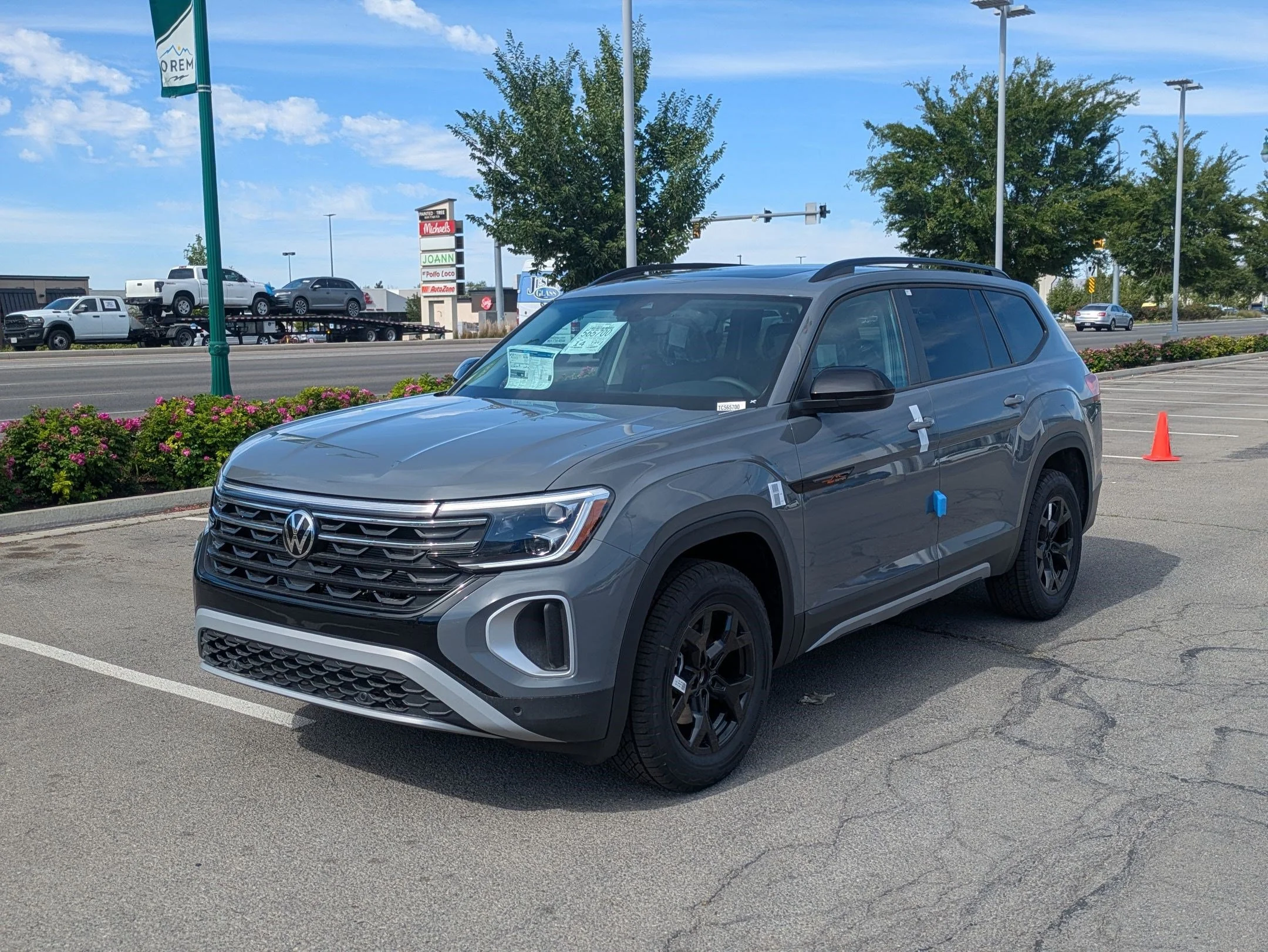 New 2026 Pure Gray Volkswagen 2.0T Peak Edition image 8