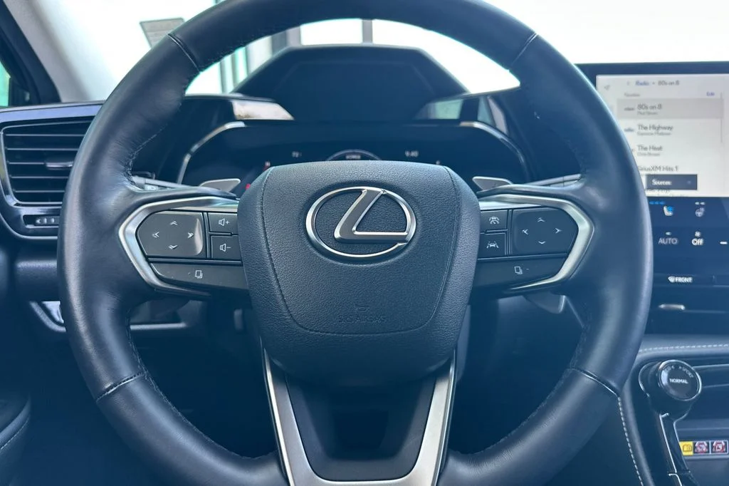 2025 Lexus NX Hybrid 350h - Photo 27