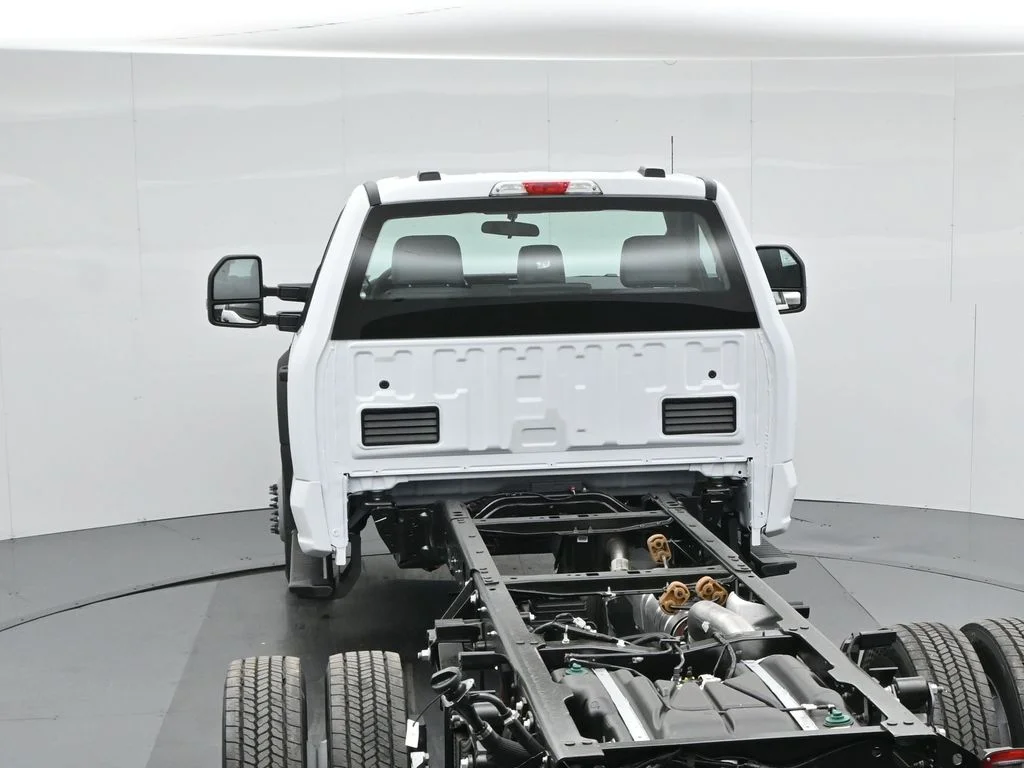 New 2026 Oxford White Ford XL image 30