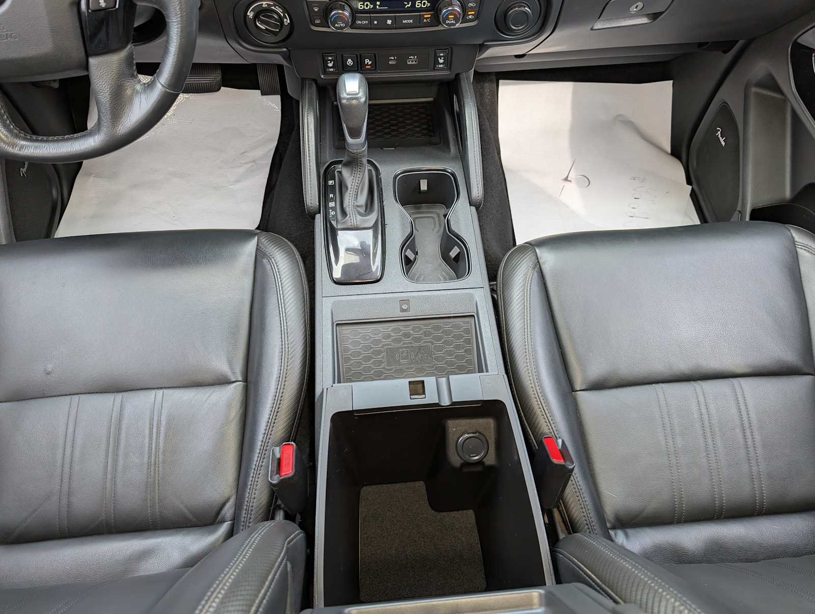 Used 2022 Cardinal Red Tricoat Nissan PRO-4X image 21