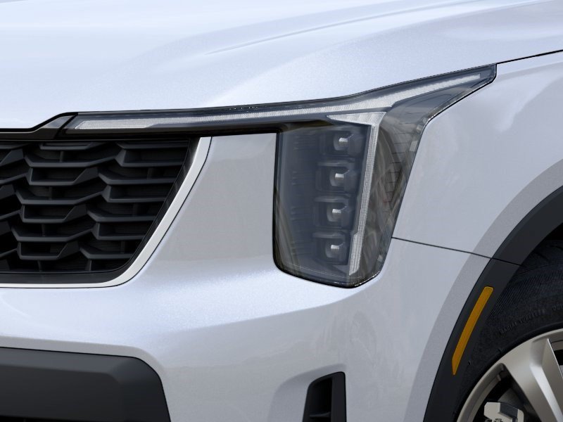New 2026 Glacial White Pearl Kia LX image 10