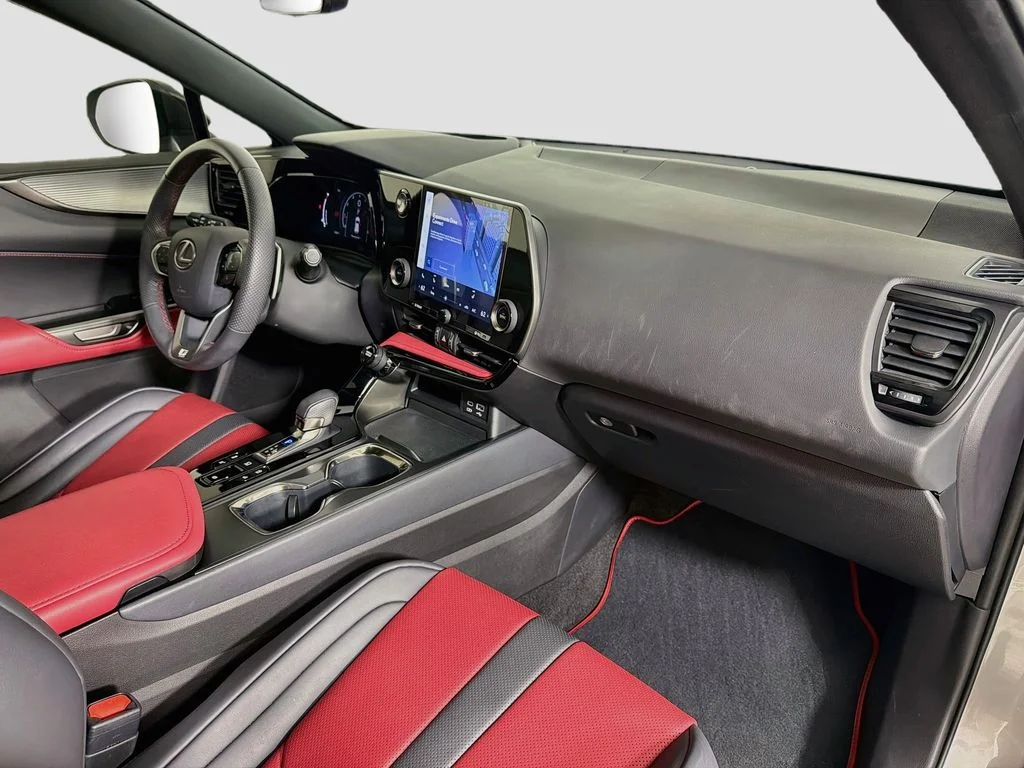 Used 2022 Silver Lexus 350 F SPORT Handling image 34