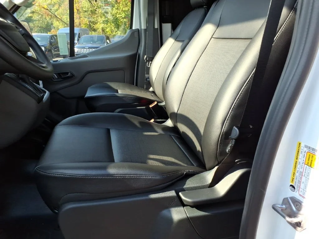 New 2027 Oxford White Ford Cargo Van image 14