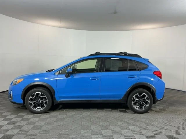 Used 2016 Blue Subaru 2.0i Limited image 8