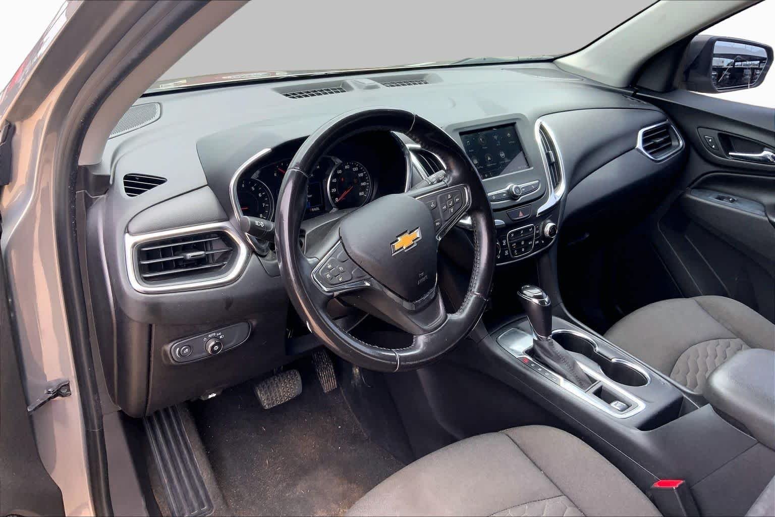 Used 2019 Pepperdust Metallic Chevrolet LT image 17