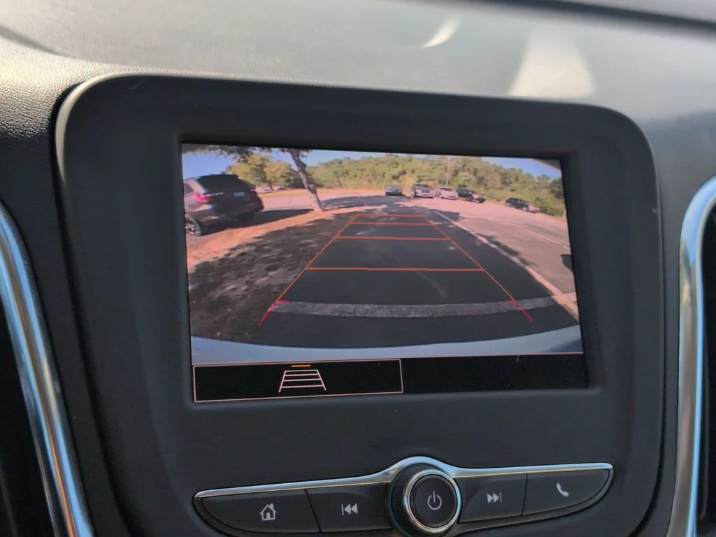 Used 2023 White Chevrolet LS image 21