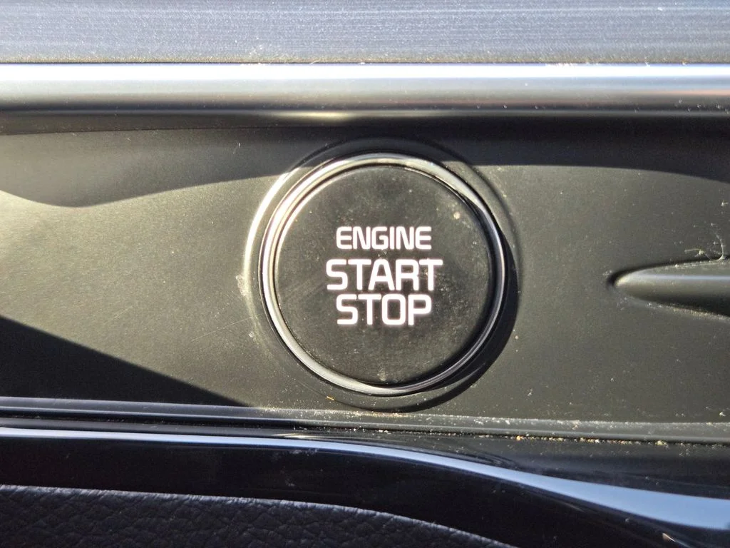 Used 2025 Runway Red Kia GT image 31
