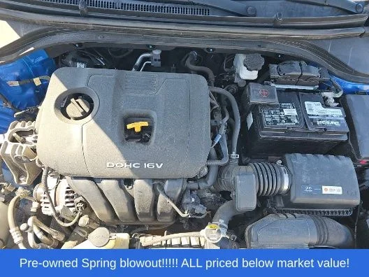 Used 2017 Blue Hyundai SE image 15