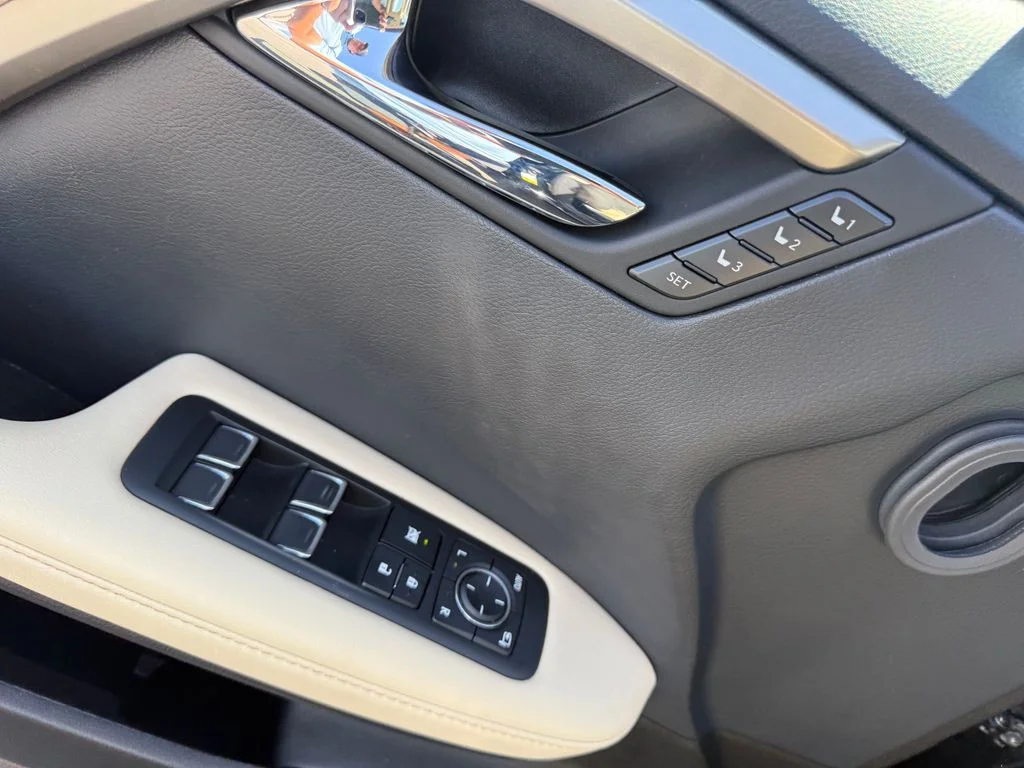 Used 2021 Black Lexus 350 image 6