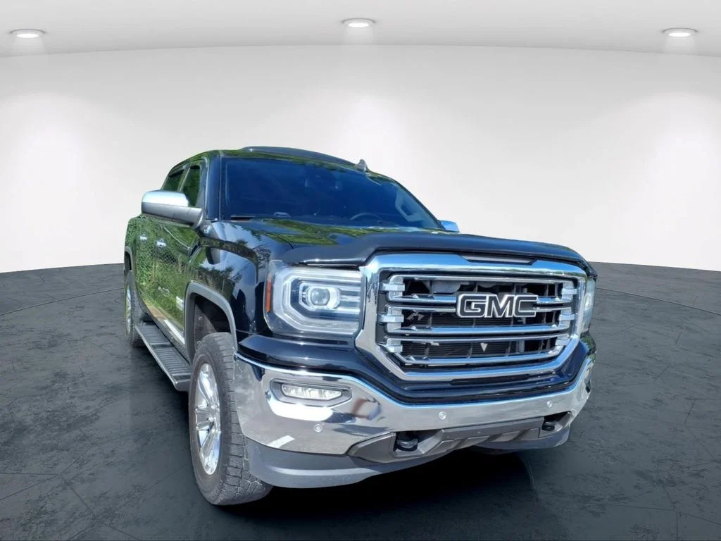 Used 2016 Black GMC SLT image 11