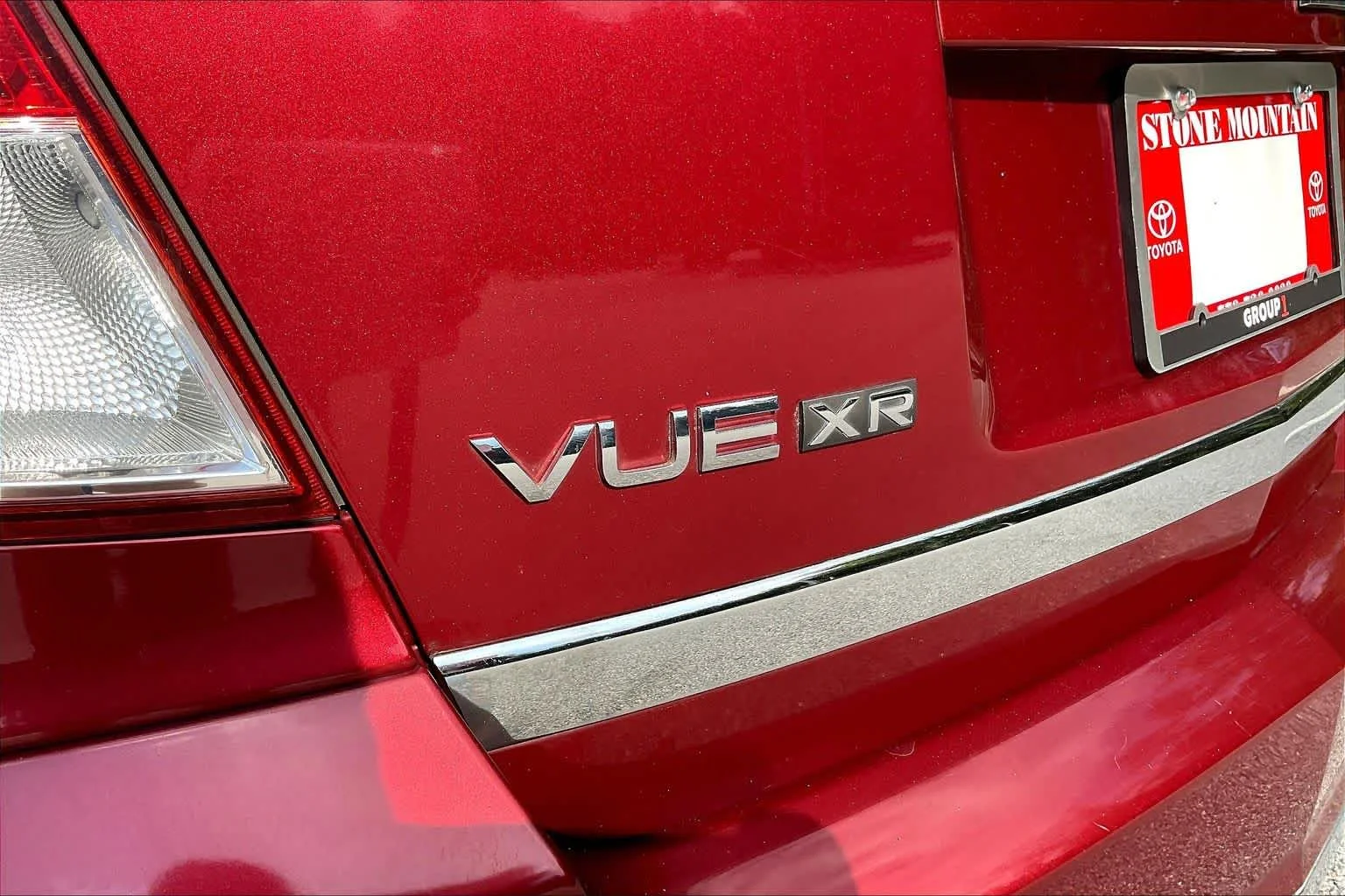 Used 2008 Ruby Red Saturn XR image 28