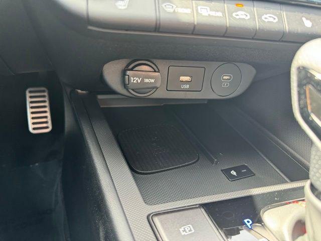 2025 Hyundai Elantra N Line - Photo 44