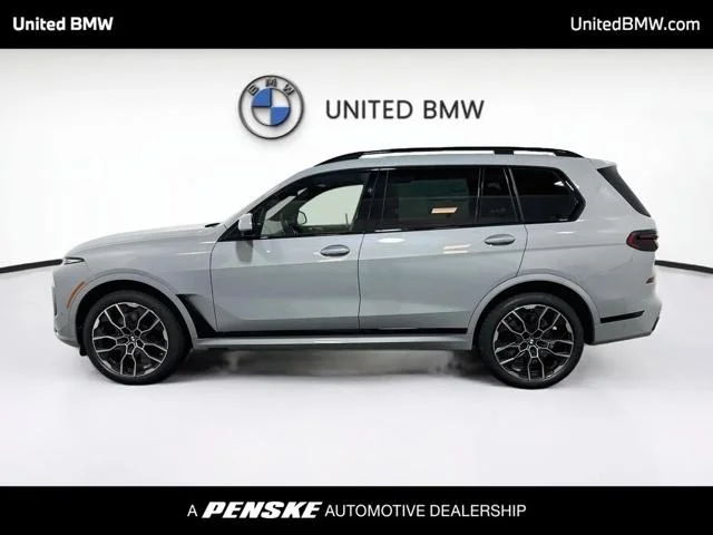 New 2027 Brooklyn Grey Metallic BMW X7 40i image 8