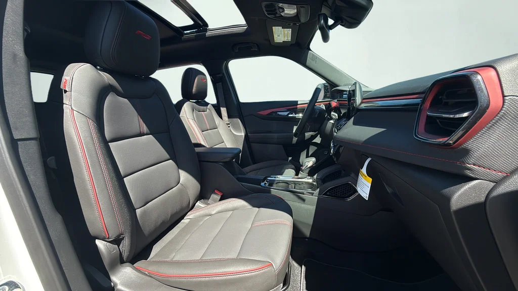 New 2026 Iridescent Pearl Tricoat Chevrolet RS image 43