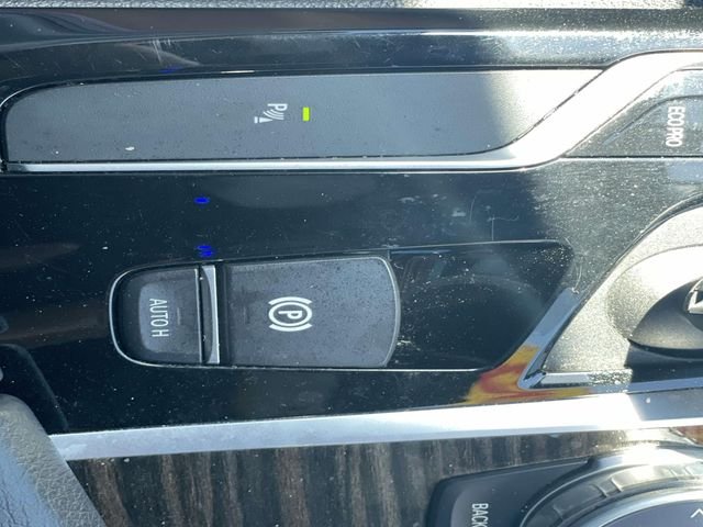 Used 2020 Gray BMW 530i image 31