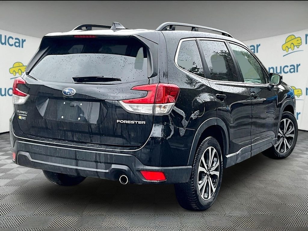 Used 2022 Crystal Black Silica Subaru Limited image 6