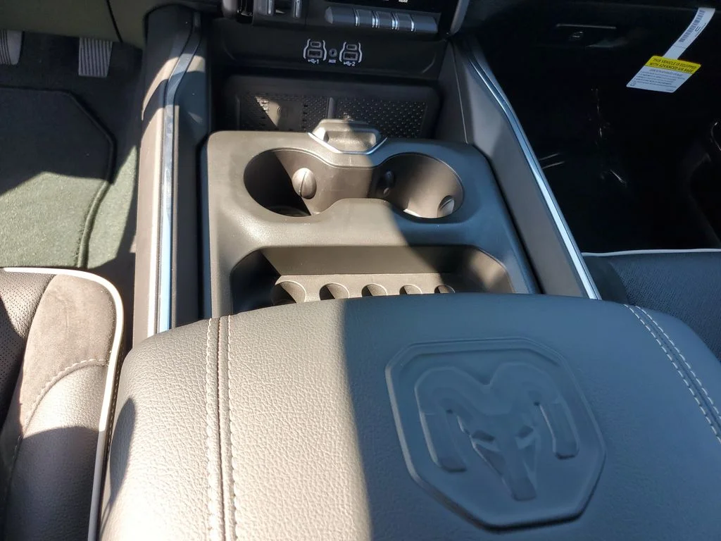 2026 RAM 1500 Laramie - Photo 21